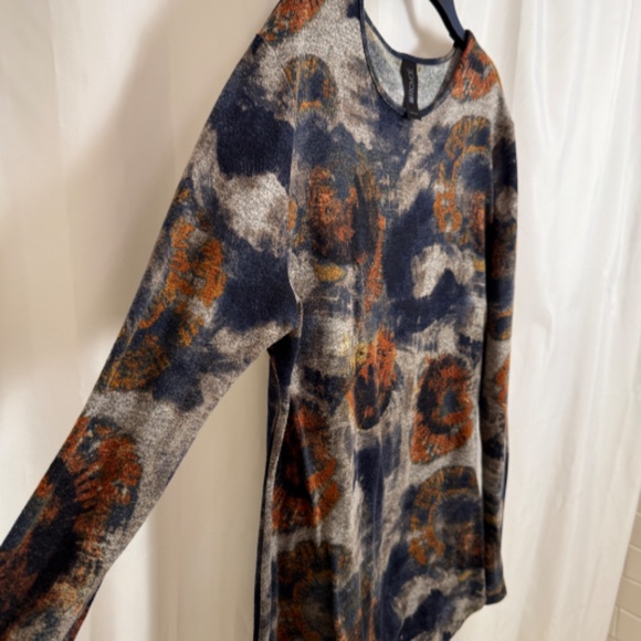 Royce Gray Navy Orange Abstract Print Sweater XL Asymmetrical Hem Made in Canada - Picture 4 of 8